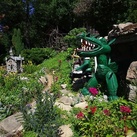 Dom Nad Wodospadem B&B 미에드지고르체