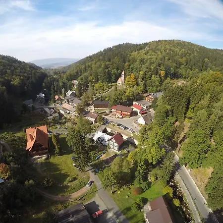 Dom Nad Wodospadem B&B