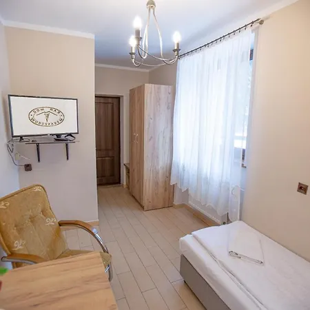 Dom Nad Wodospadem 3*