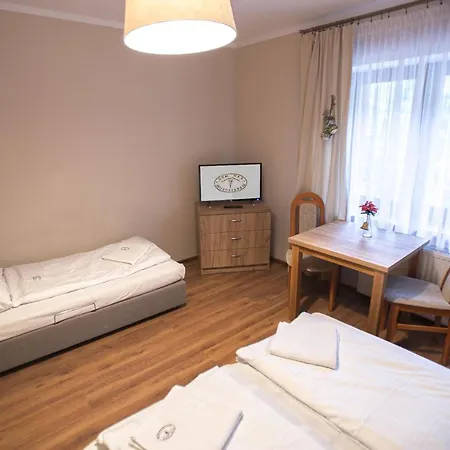 Dom Nad Wodospadem Bed & Breakfast Międzygórze