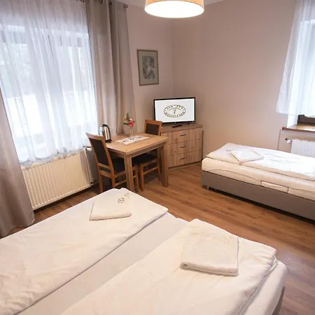 Dom Nad Wodospadem 미에드지고르체