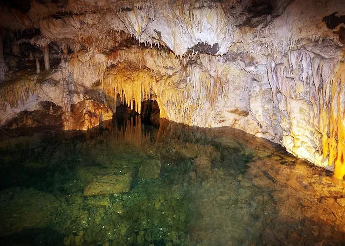 Dom Nad Wodospadem Bed & Breakfast 3*