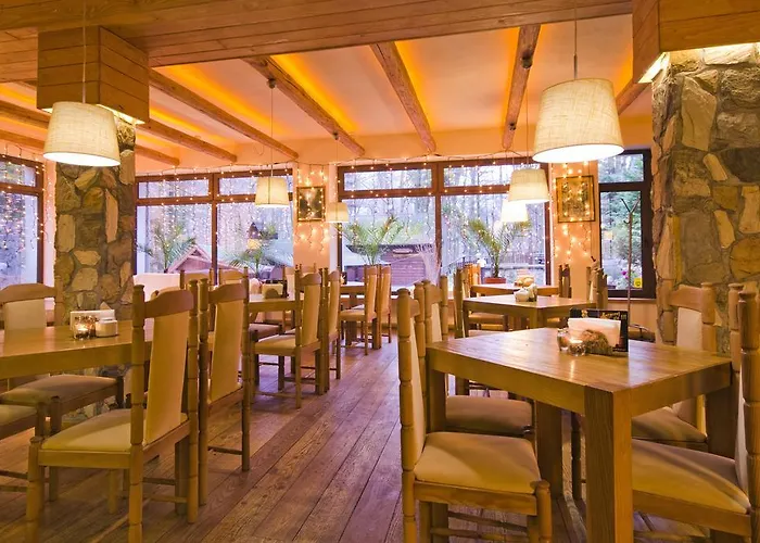 Dom Nad Wodospadem Bed & Breakfast 3*