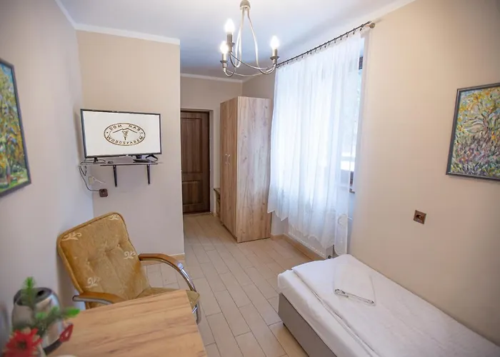 Dom Nad Wodospadem 3*