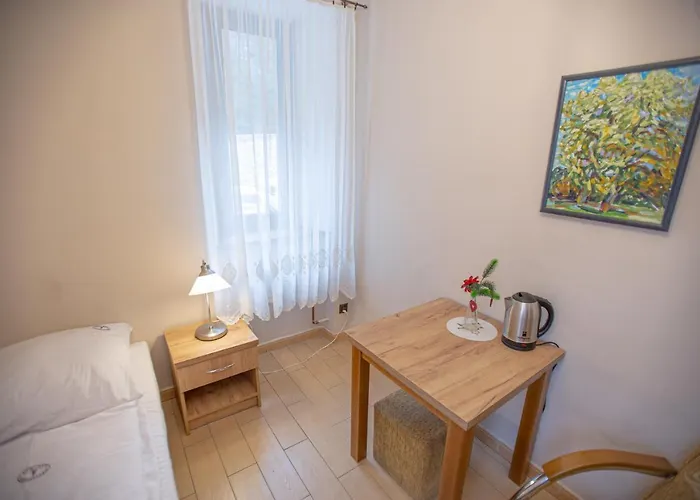 Dom Nad Wodospadem Bed & Breakfast