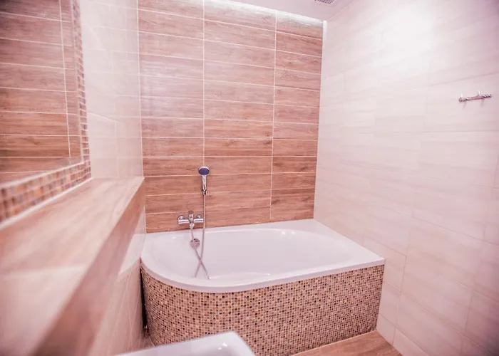 Dom Nad Wodospadem 3*