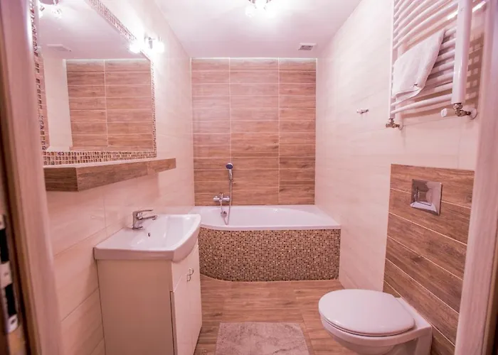 Dom Nad Wodospadem 3*