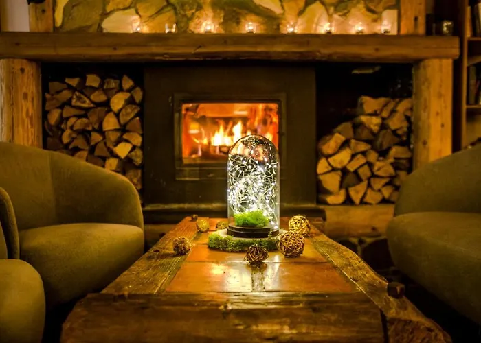 Dom Nad Wodospadem Bed & Breakfast